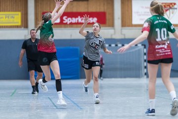 Bild 195 - wCJ HSG Kremperheide/Muensterdorf - HSG Marne/Brunsbuettel : Ergebnis: 22:10
